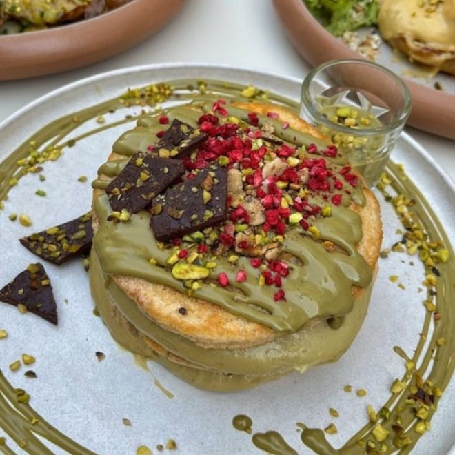 Brunch Budapest pistachio pancake at Pink Pistachio Brunch with pistachio cream and chocolate